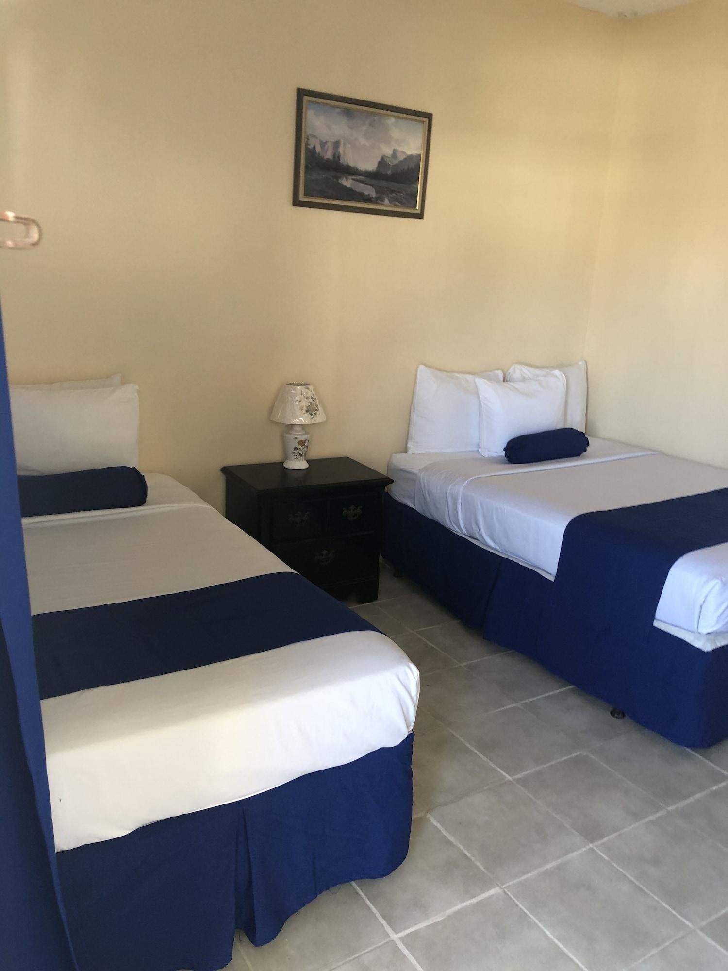 Coningsby Inn Белиз-Сити Экстерьер фото